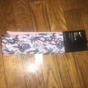 Pink Reversible Nike Headband
